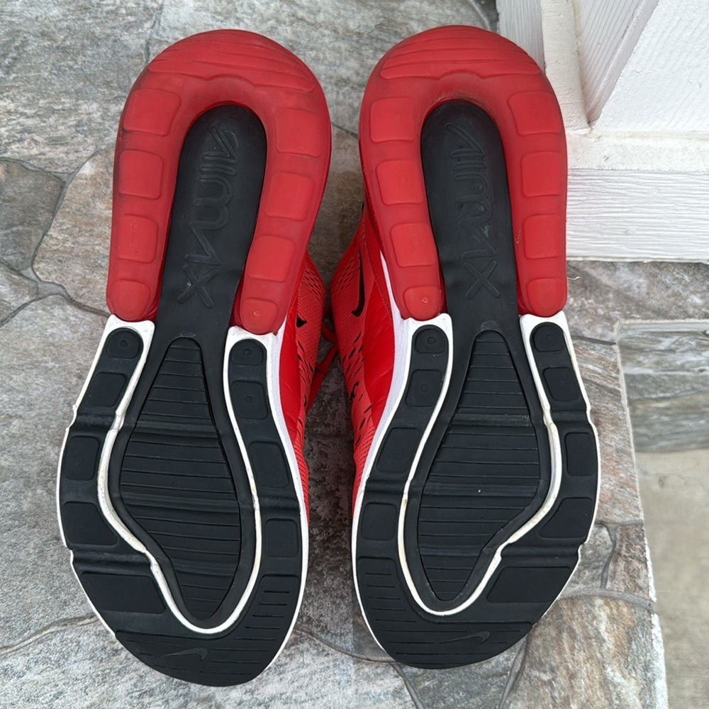 Air Max 270' Habanero Red /Black White Challenge Red Men's Sneaker Shoe - Picture 9 of 10
